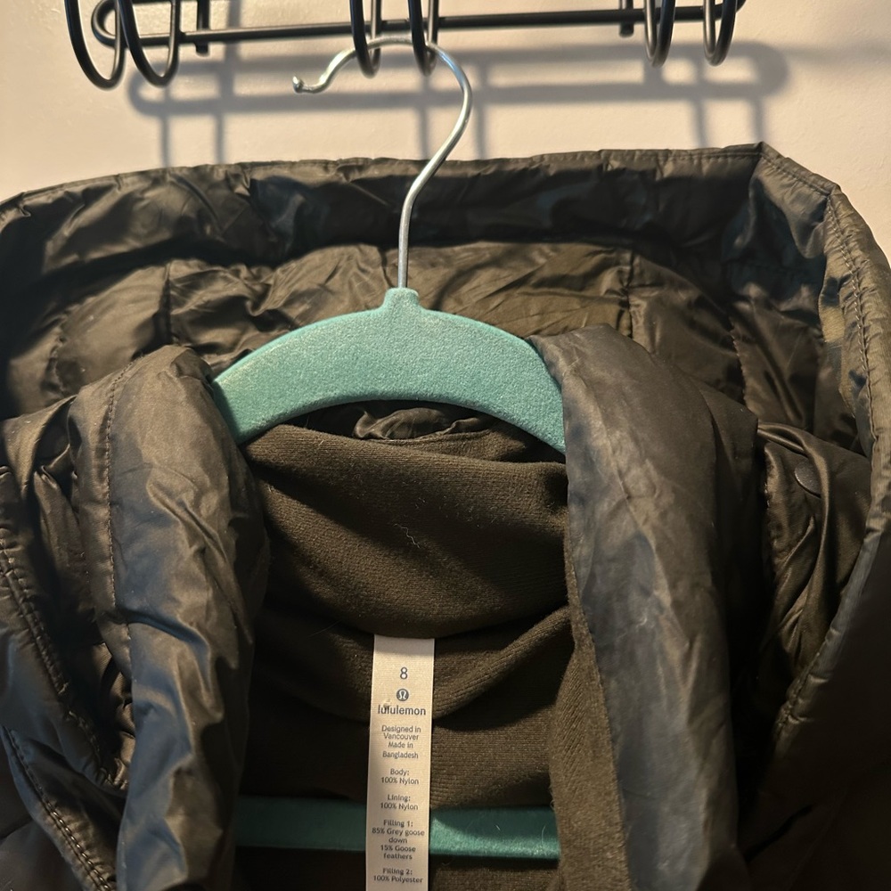 Lululemon Goose Down Winter Coat 8 - Picture 2 of 7